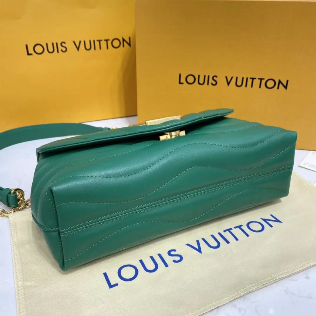 lv new wave chain bag m58664 5
