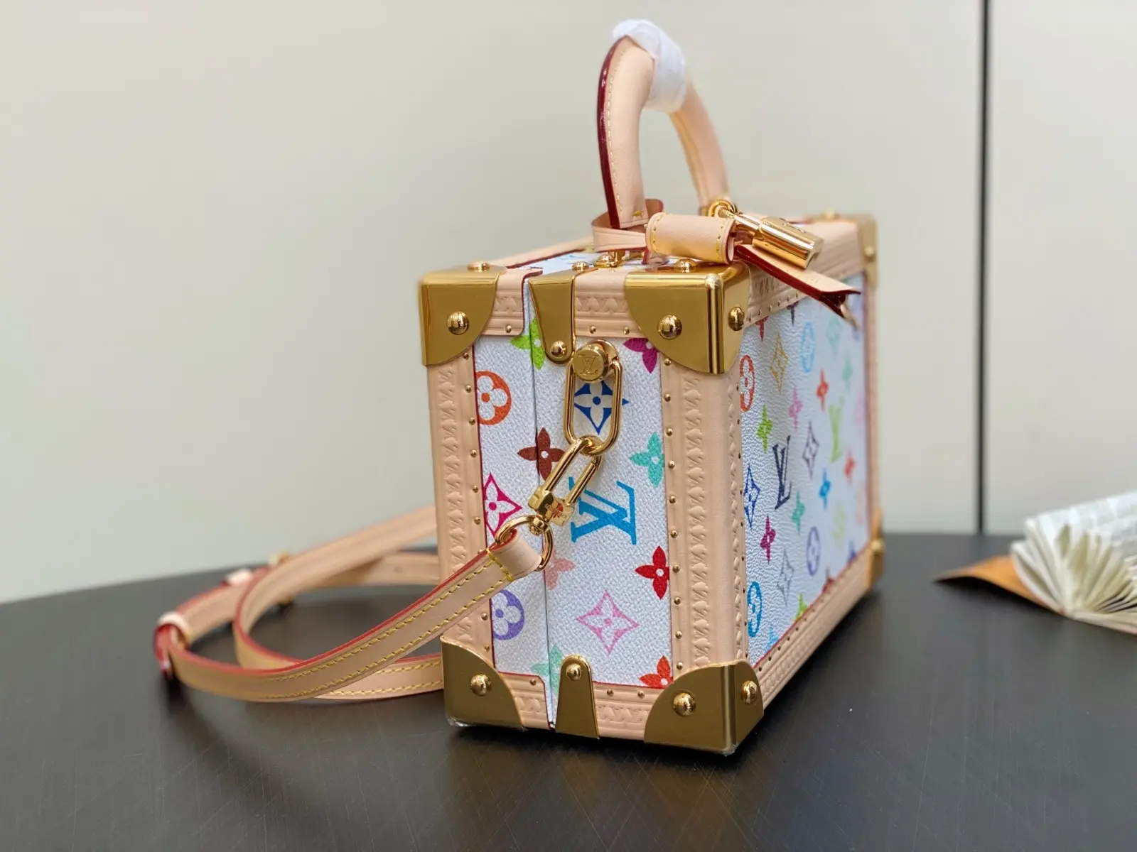 lv x tm petite valise m13125 7 lv x tm petite valise m13125 7