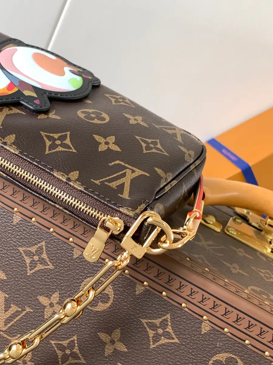 lv x tm pochette accessoires m13440 10 lv x tm pochette accessoires m13440 10