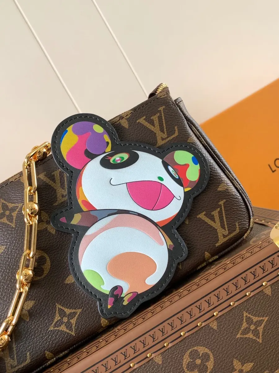 lv x tm pochette accessoires m13440 9 lv x tm pochette accessoires m13440 9