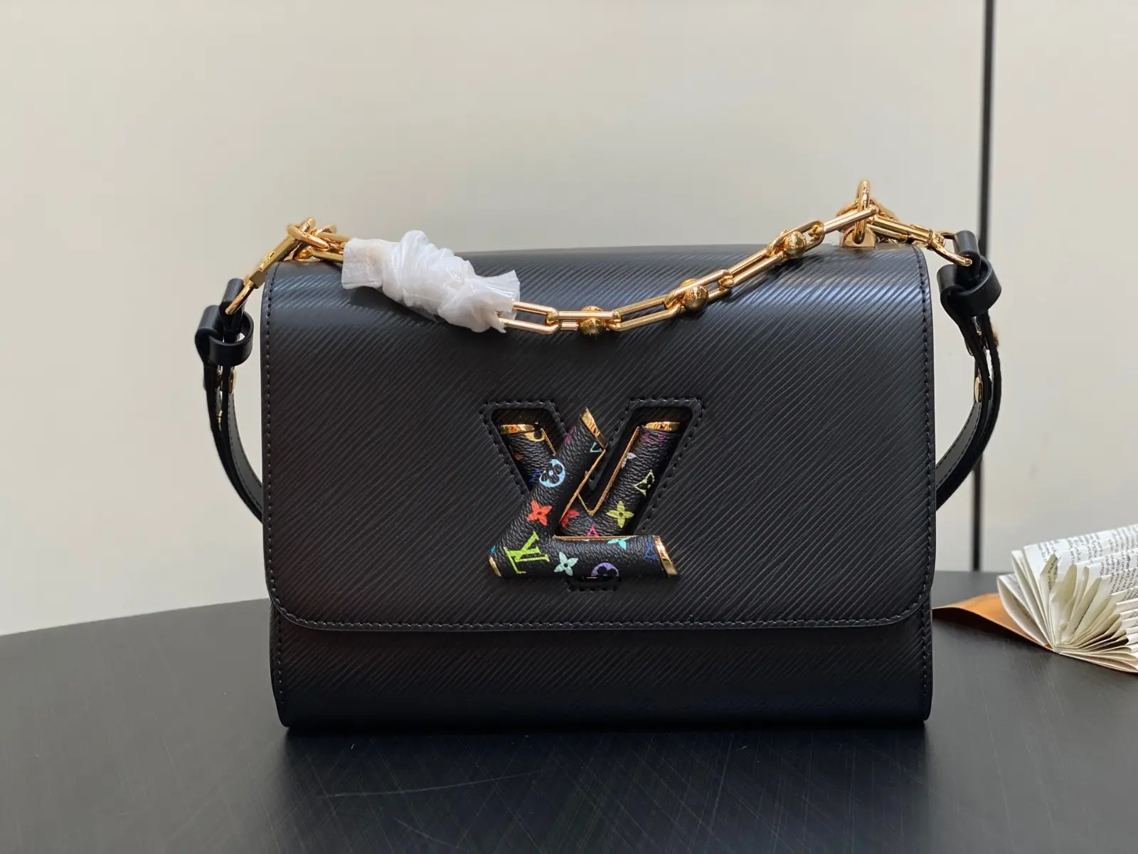 lv x tm twist mmslim m13243 12