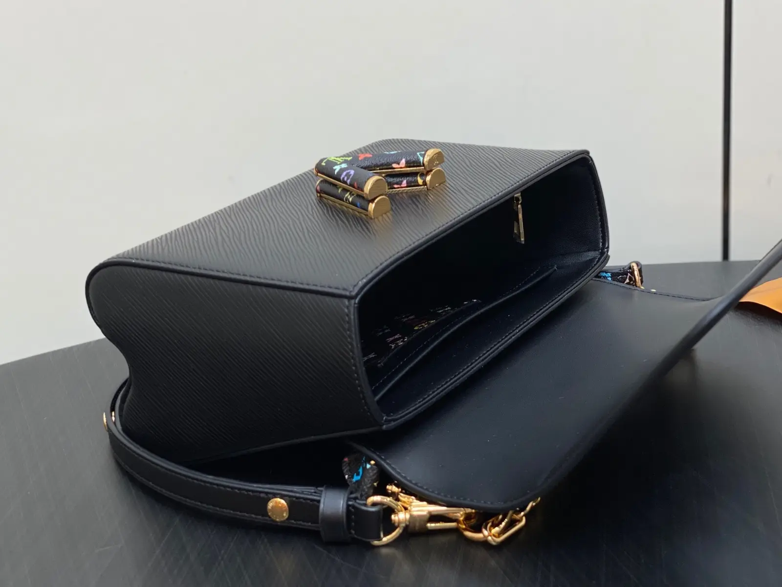 lv x tm twist mmslim m13243 6
