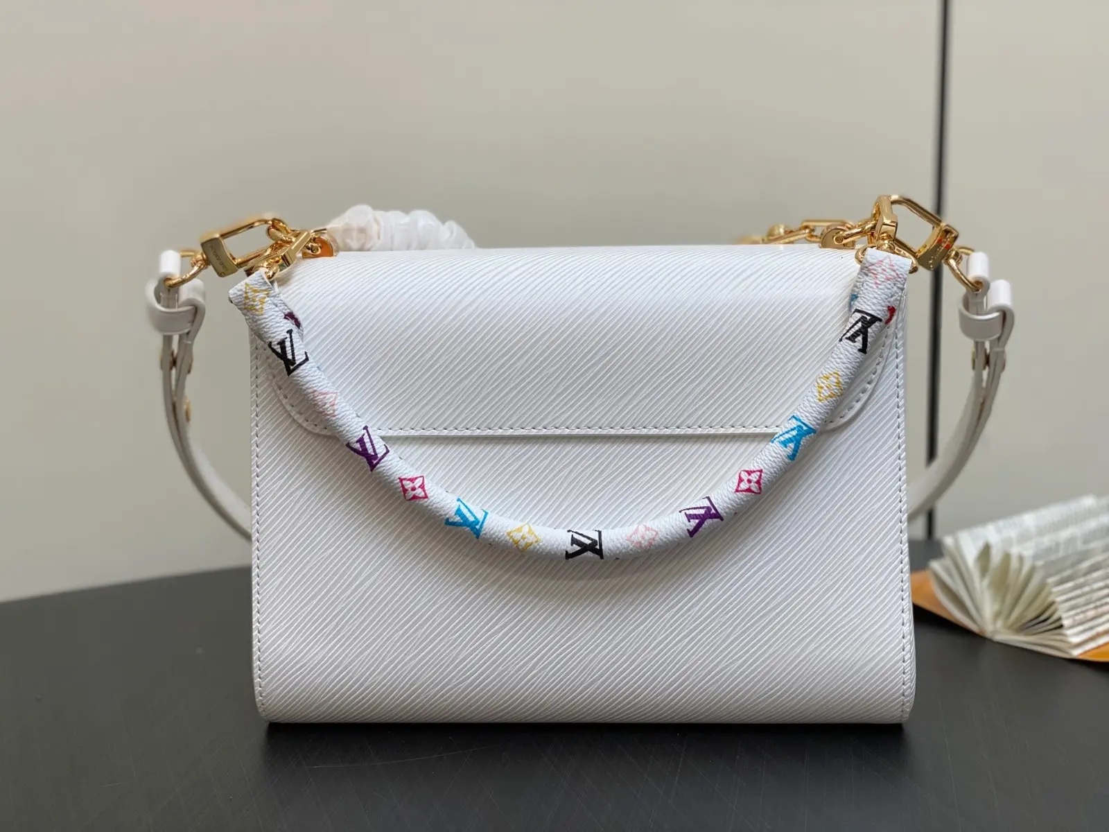 lv x tm twist mmslim m13678 6