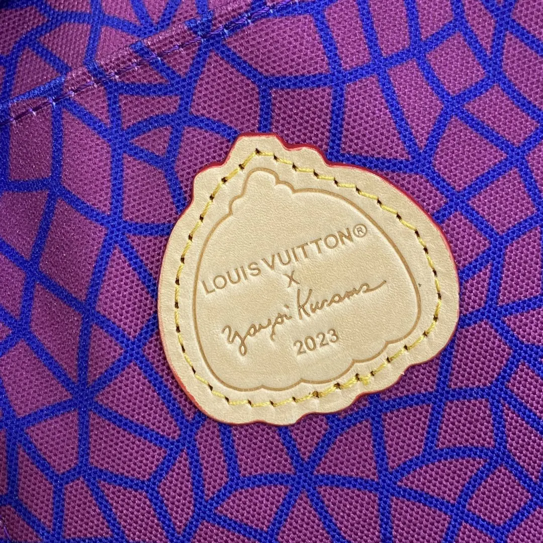 lv x yk petit sac plat m82112 5