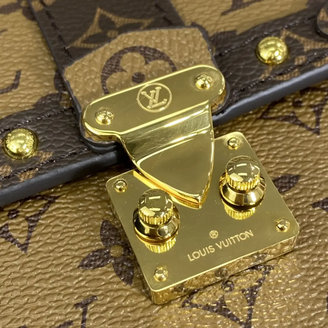 m67873 monogram canvas vertical trunk pochette m67873 2 m67873 monogram canvas vertical trunk pochette m67873 2