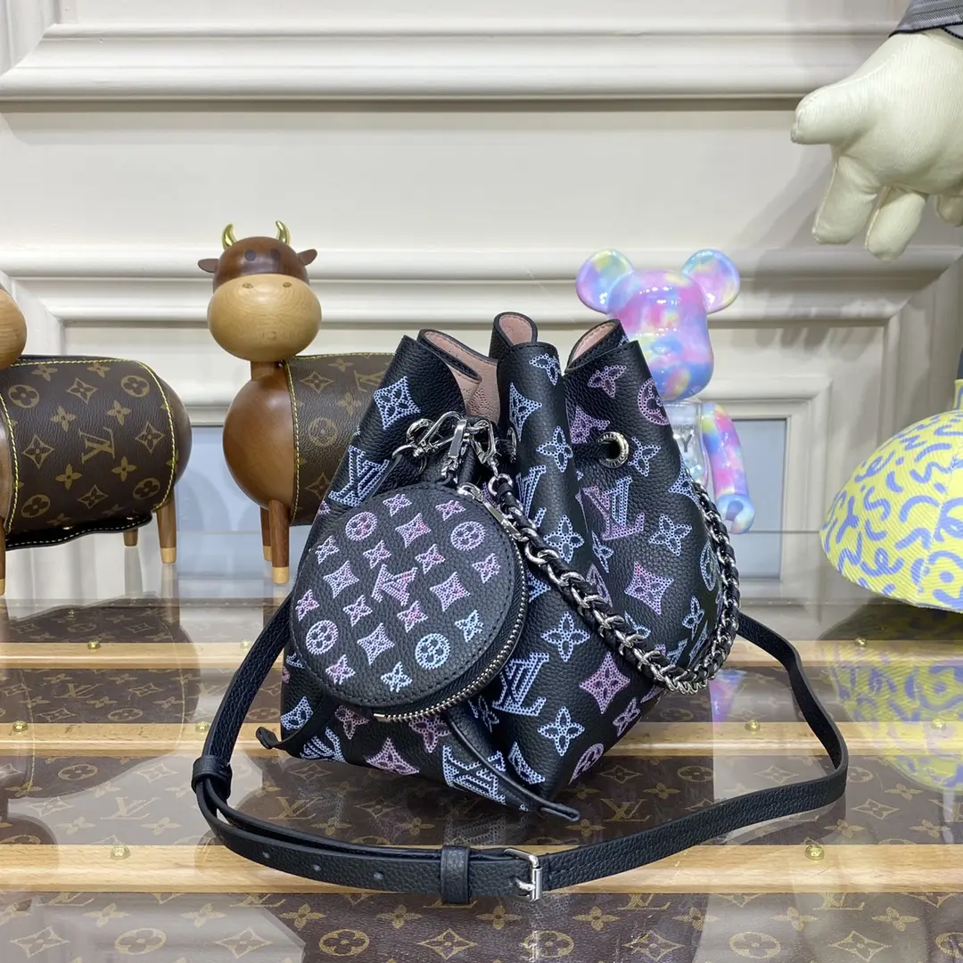 mahina calf bella bucket bag m21096 6