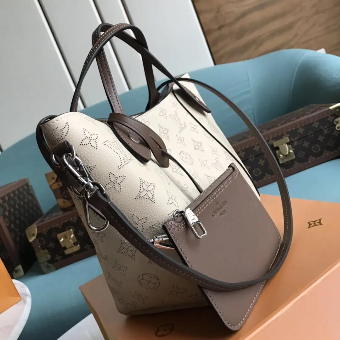 mahina leather hina pm creme beige m51950 5