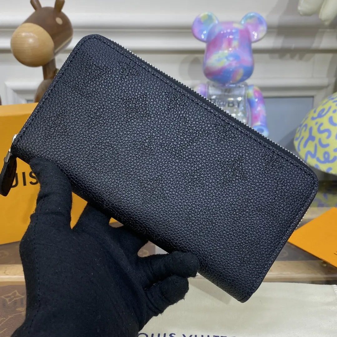 mahina zippy wallet m61867 3
