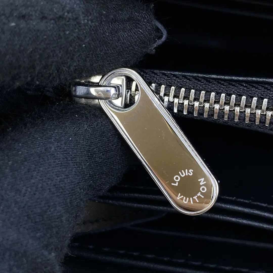 mahina zippy wallet m61867 4