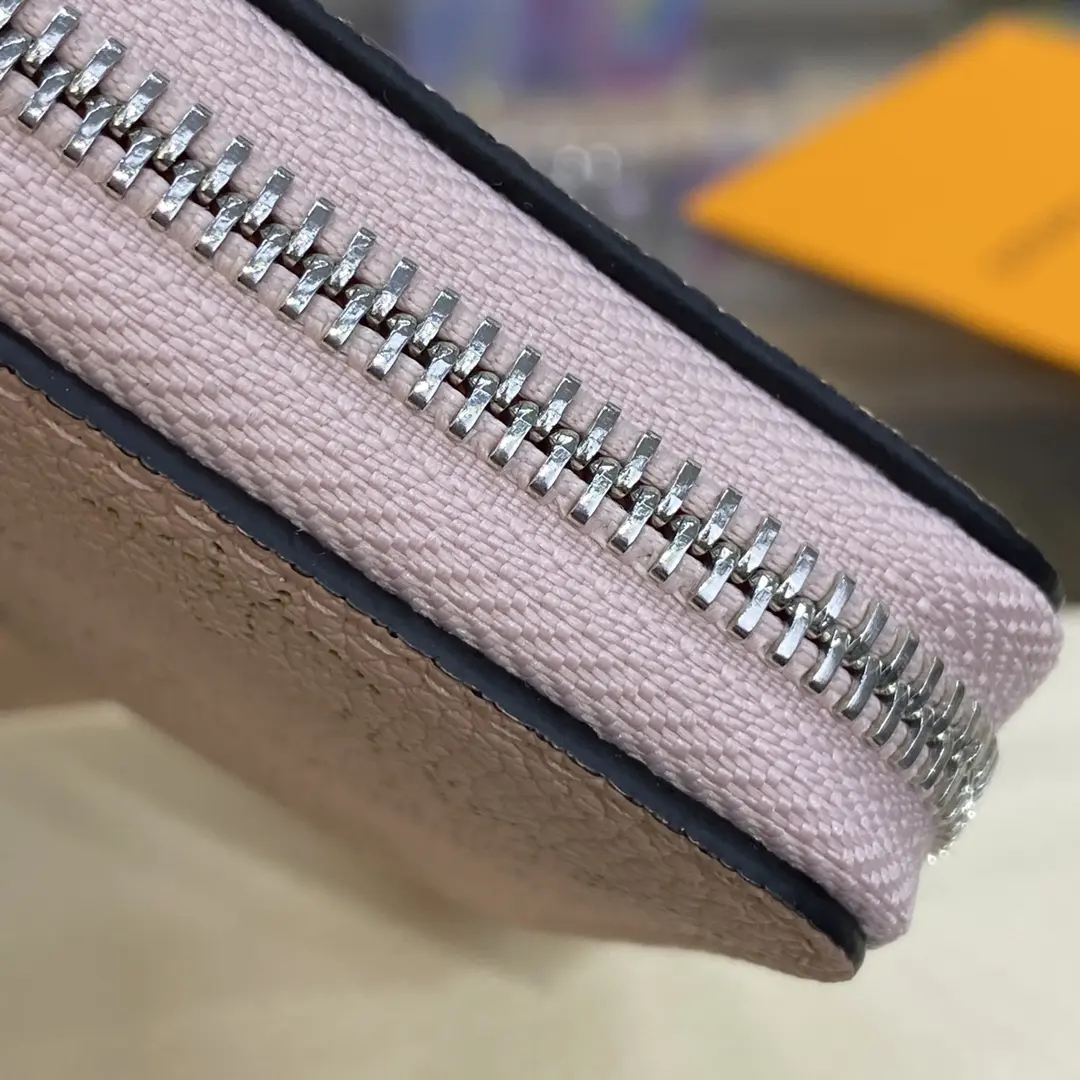 mahina zippy wallet m61868 2
