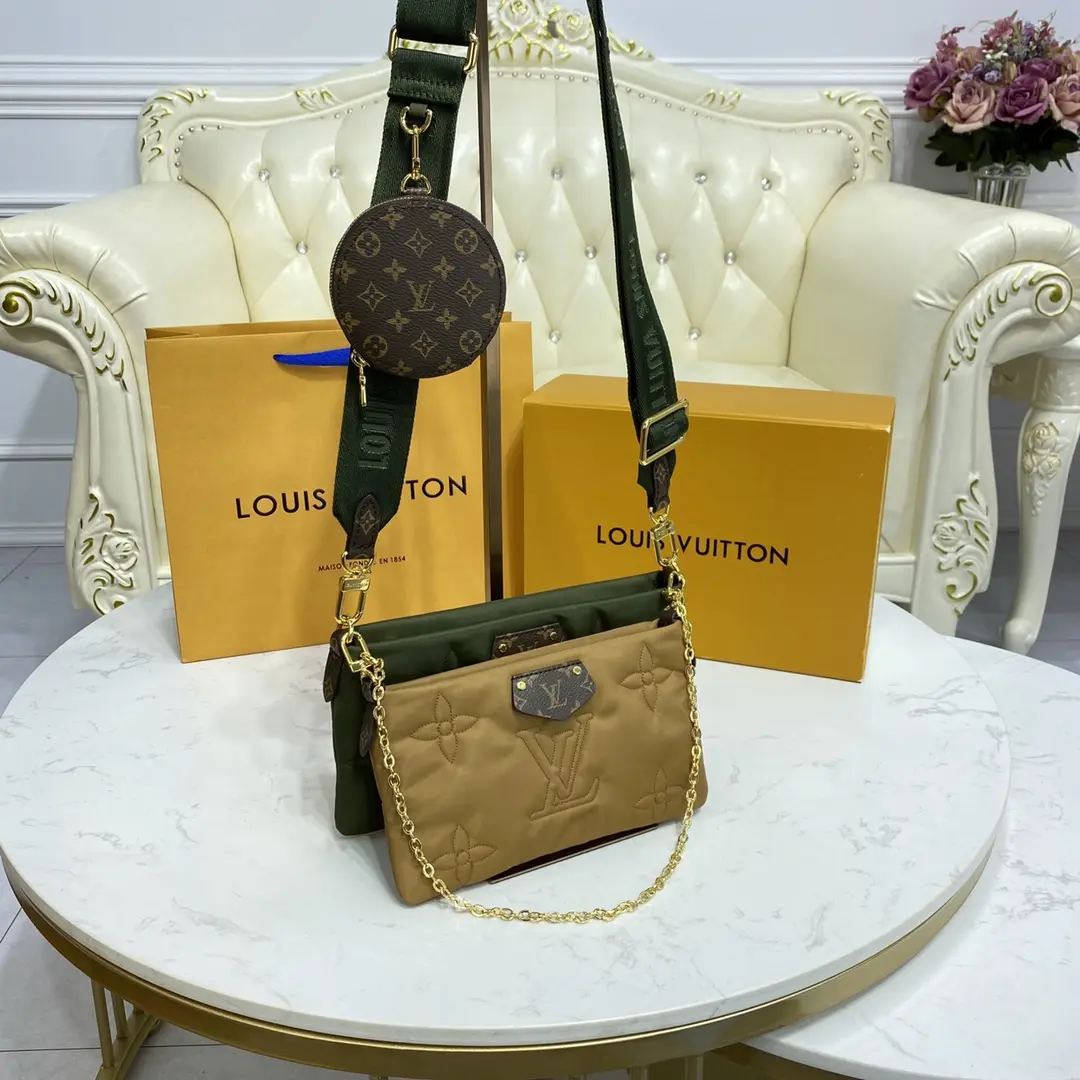 maxi multi pochette accessoires bag khaki green m58977 10 maxi multi pochette accessoires bag khaki green m58977 10