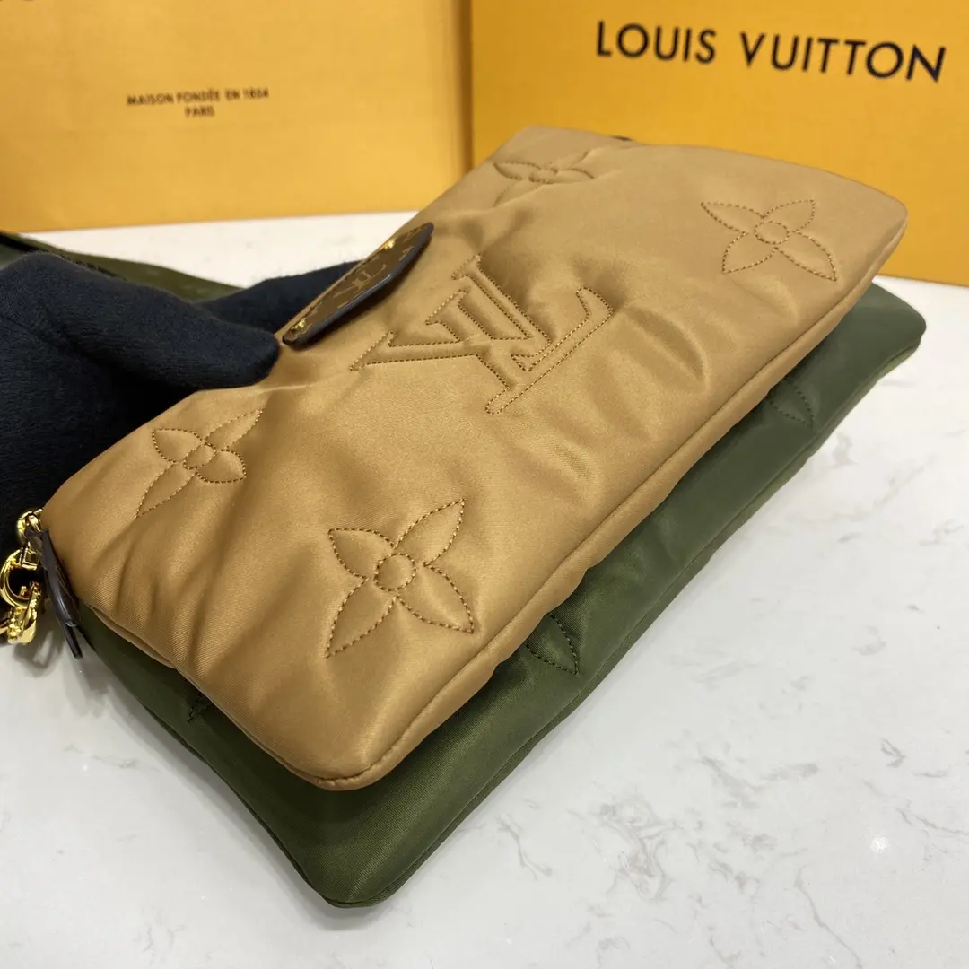 maxi multi pochette accessoires bag khaki green m58977 11 maxi multi pochette accessoires bag khaki green m58977 11