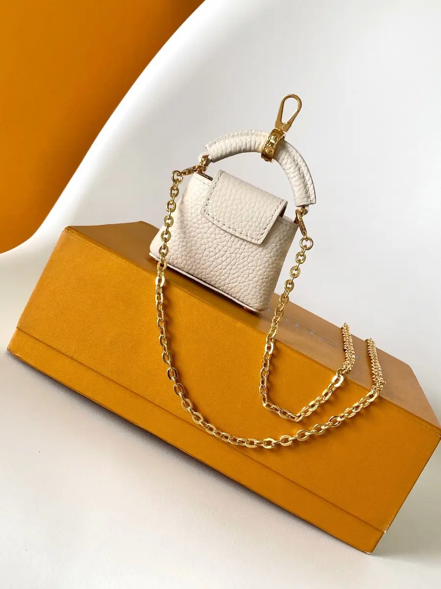 micro bag capucines m02132 8