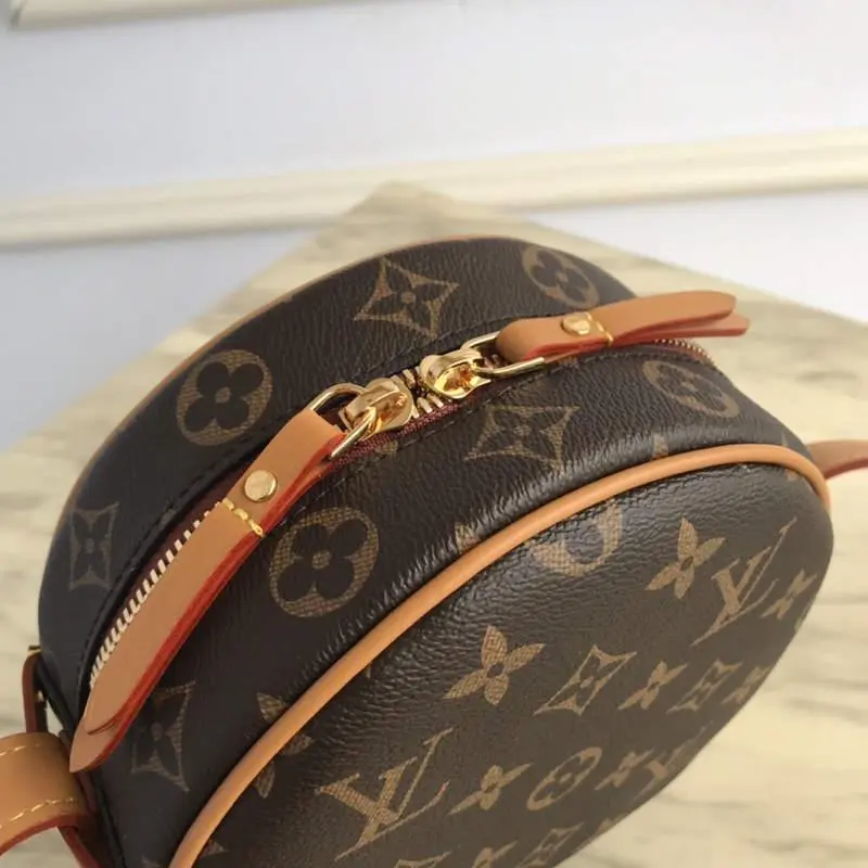 monogram canvas boite chapeau souple pm m45149 10 monogram canvas boite chapeau souple pm m45149 10