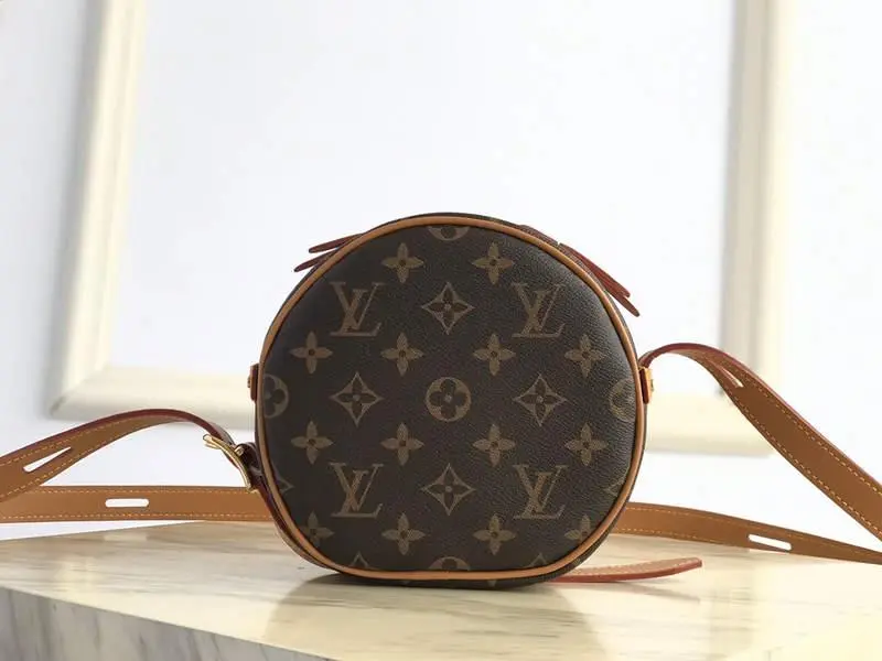 monogram canvas boite chapeau souple pm m45149 6 monogram canvas boite chapeau souple pm m45149 6
