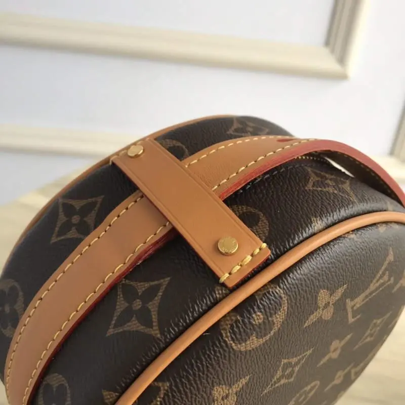 monogram canvas boite chapeau souple pm m45149 7 monogram canvas boite chapeau souple pm m45149 7