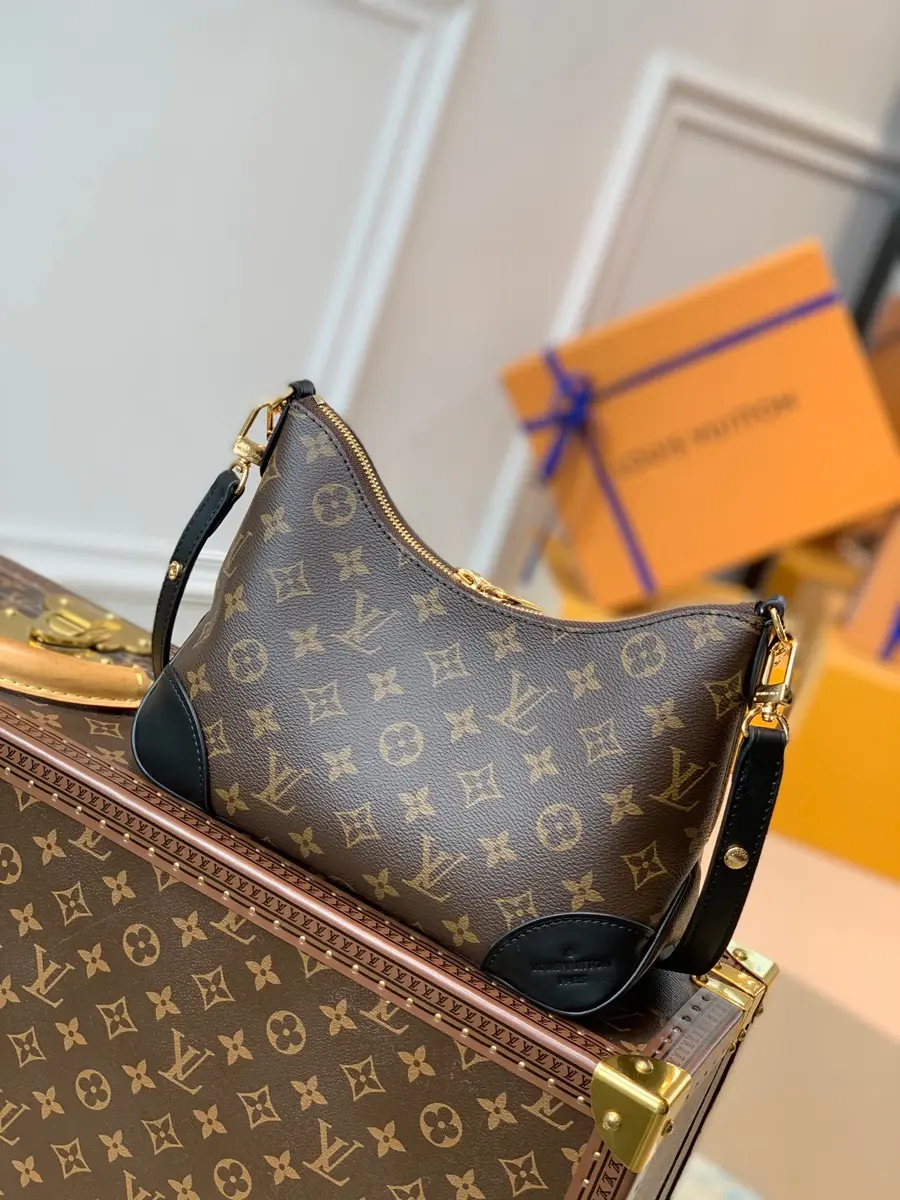 monogram canvas boulogne bag black m4583 11 monogram canvas boulogne bag black m4583 11