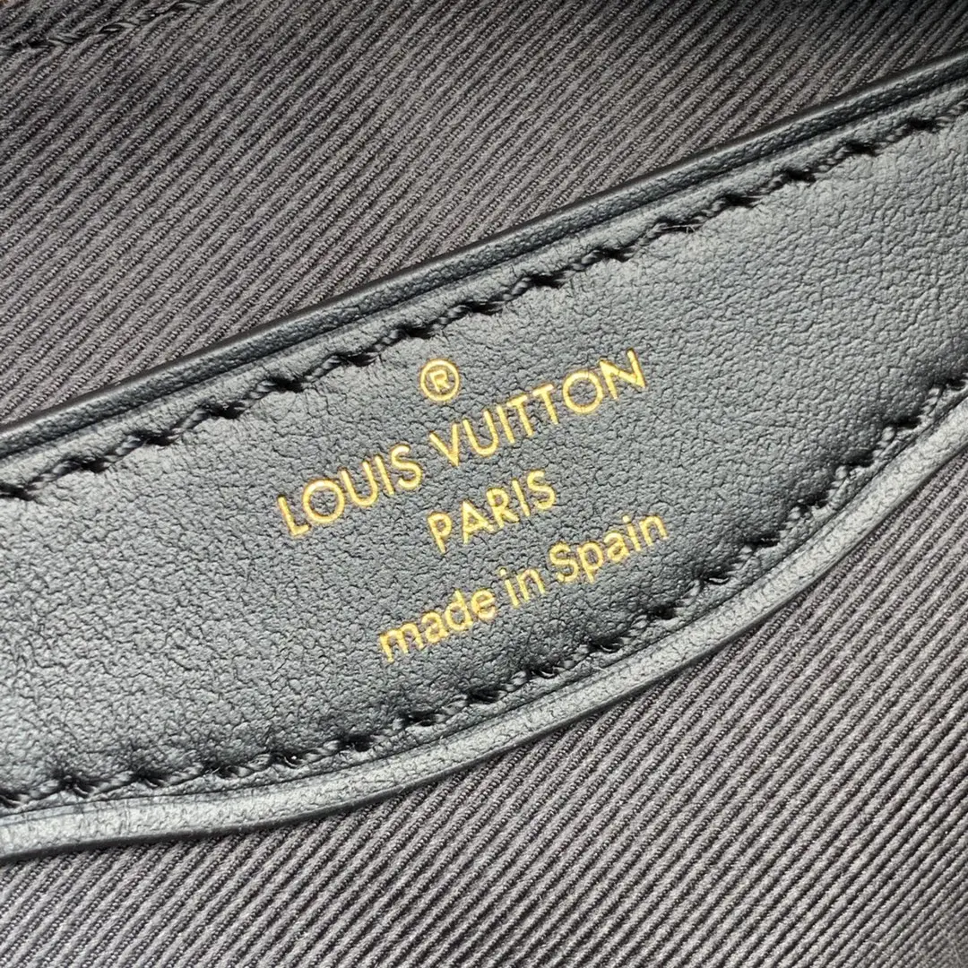 monogram canvas boulogne bag black m4583 3 monogram canvas boulogne bag black m4583 3