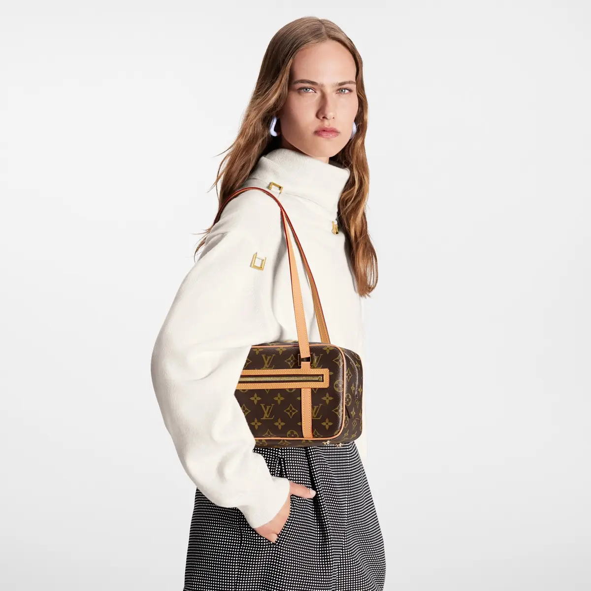 monogram canvas cite handbag m46321 2