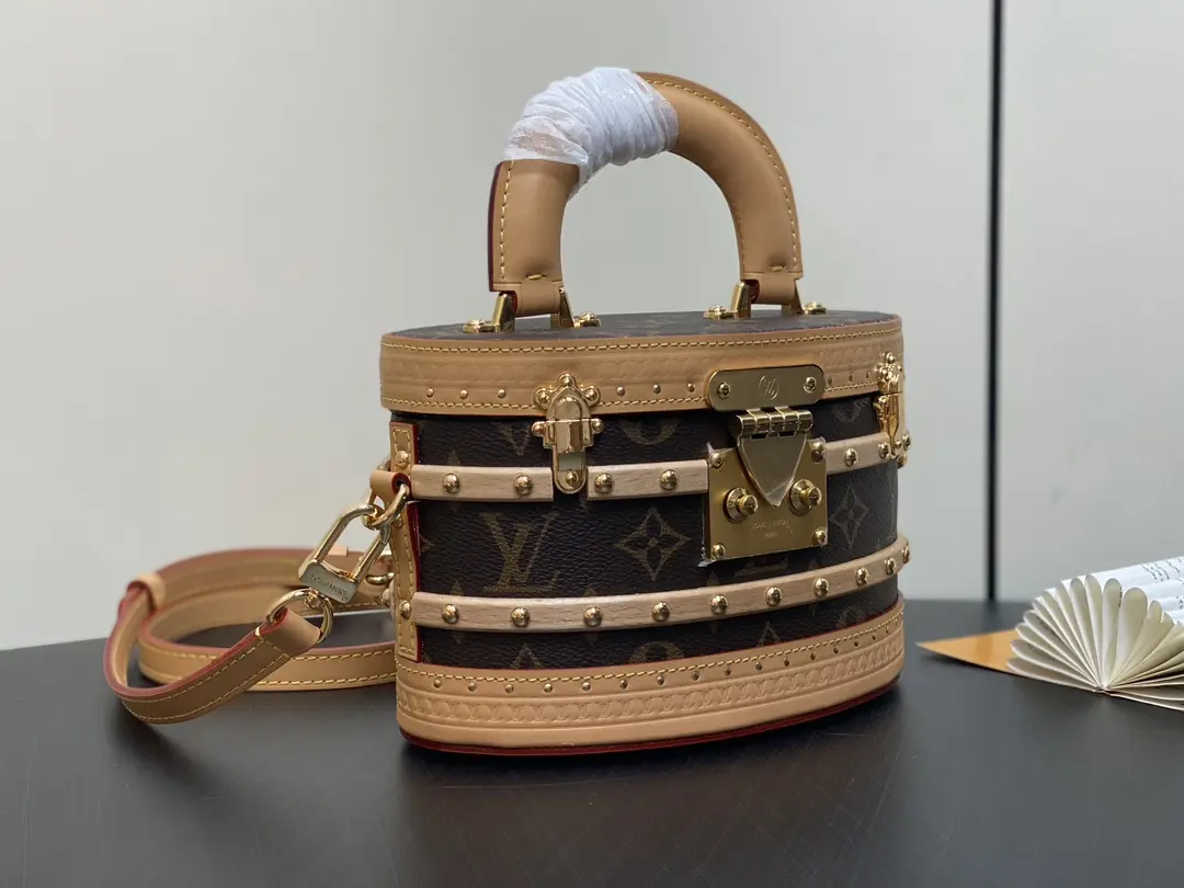 monogram canvas ellis handbag m24843 12
