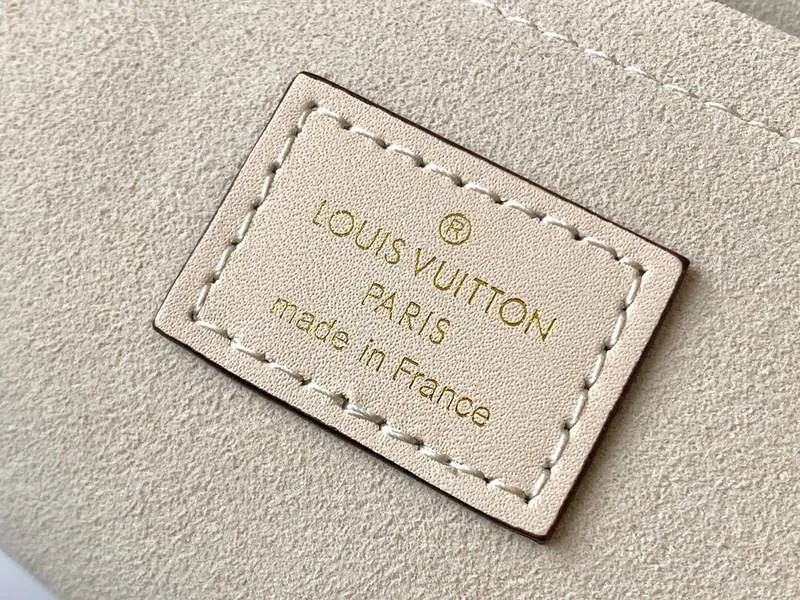 monogram canvas locky bb cream m44653 10