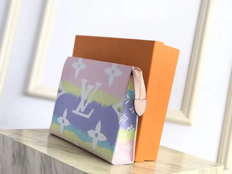 monogram canvas lv escale poche toilette 26 pastel m69137 5