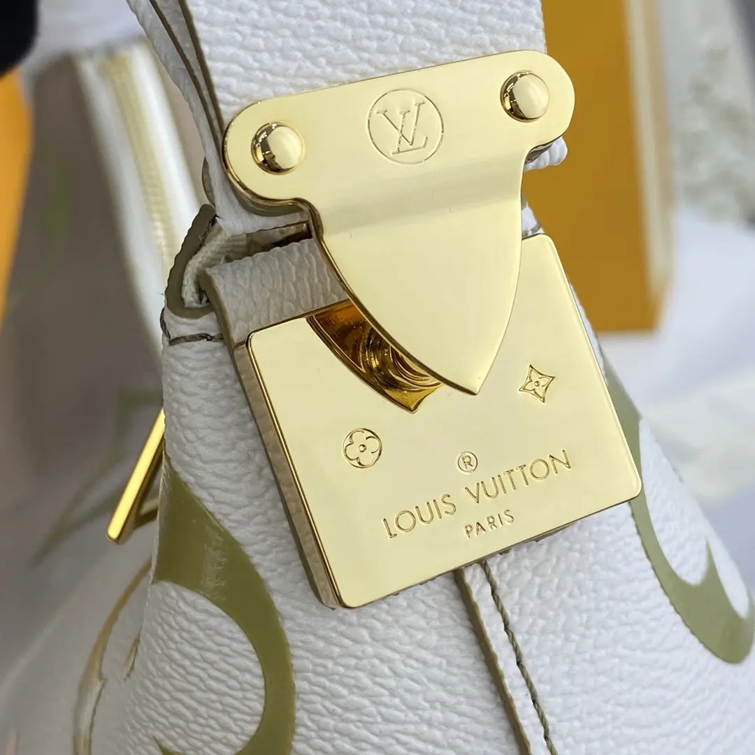 monogram canvas marshmallow pm handbag m59861 4