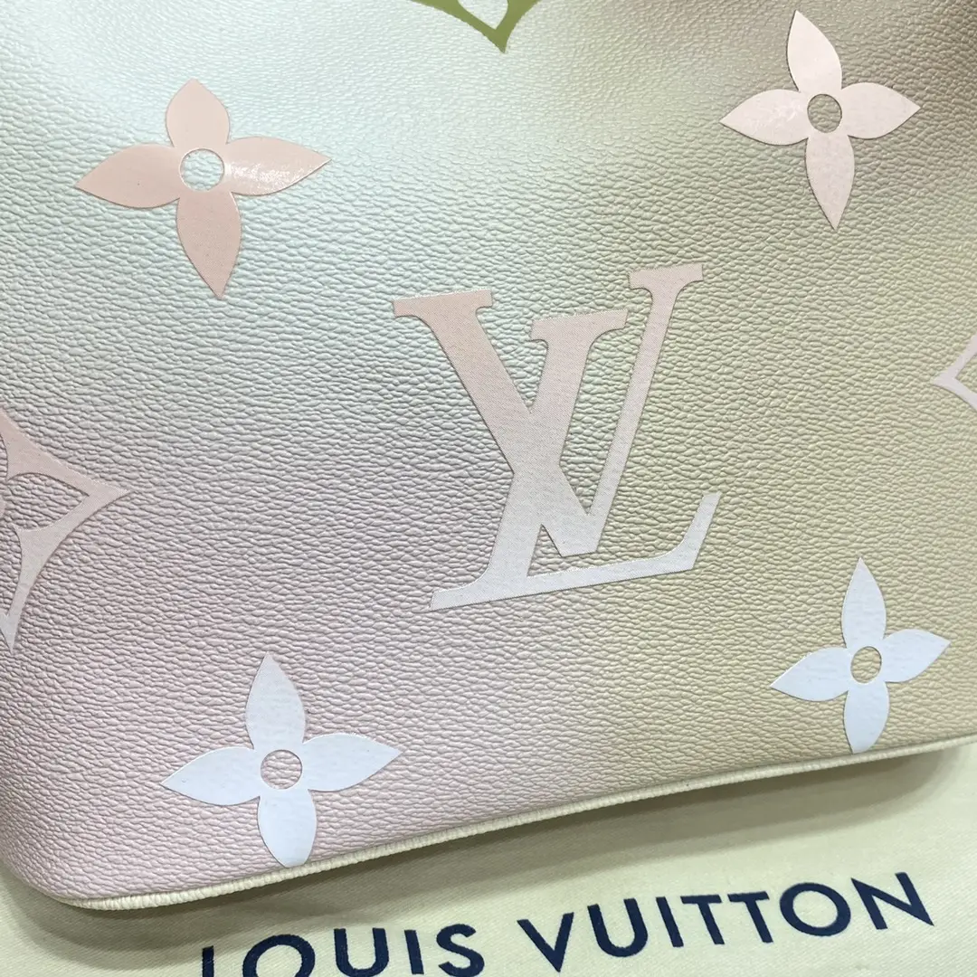monogram canvas marshmallow pm handbag m59861 9