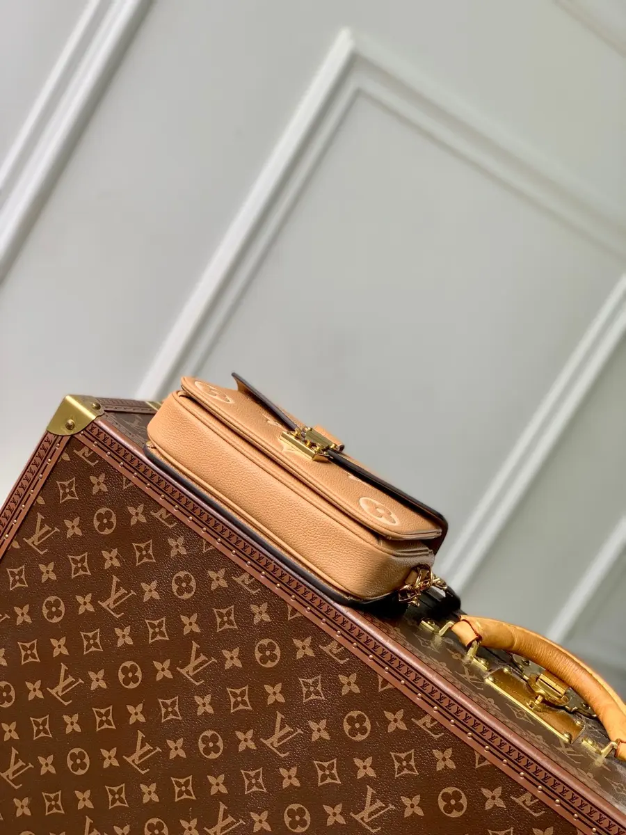 monogram canvas pochette metis east west bag m12735 6