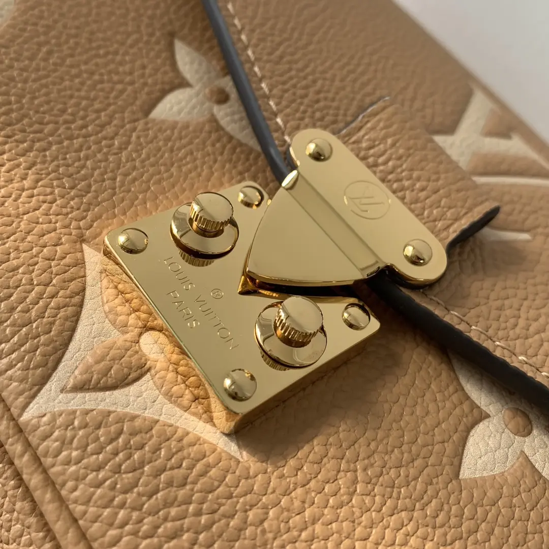 monogram canvas pochette metis east west bag m12735 8