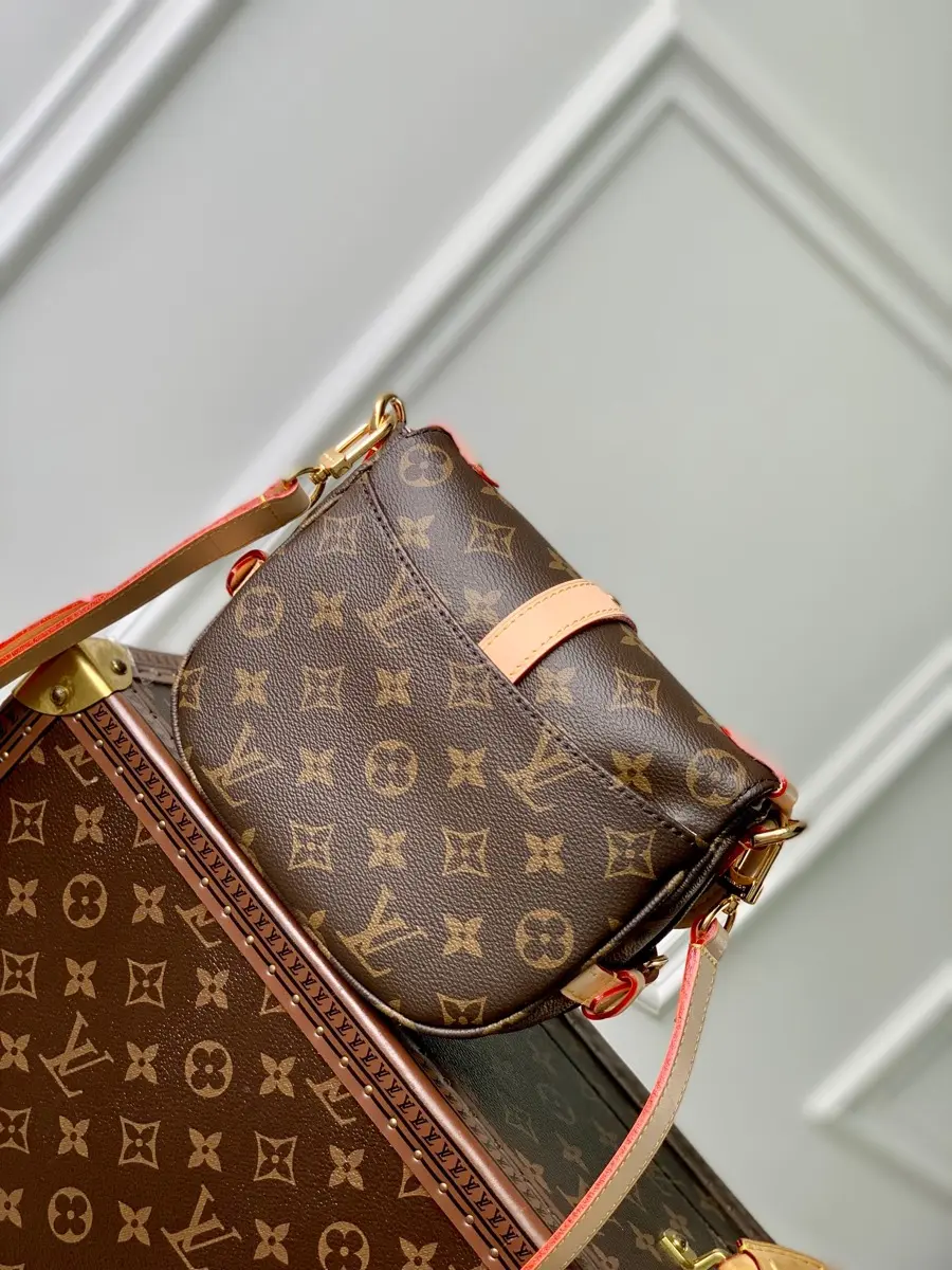 monogram canvas saumur bb handbag m46740 1 8 monogram canvas saumur bb handbag m46740 1 8
