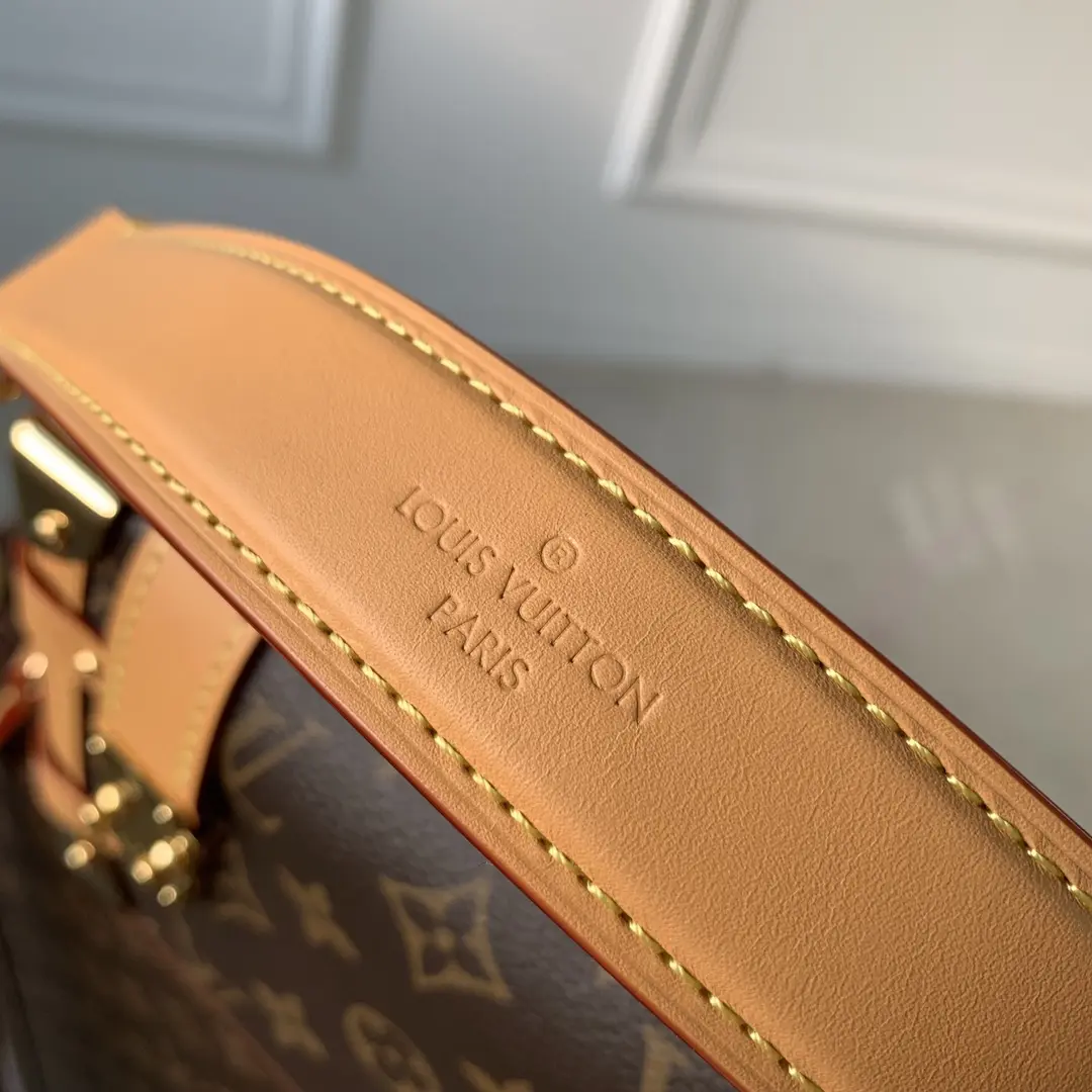 monogram canvas side trunk pm handbag m46815 7