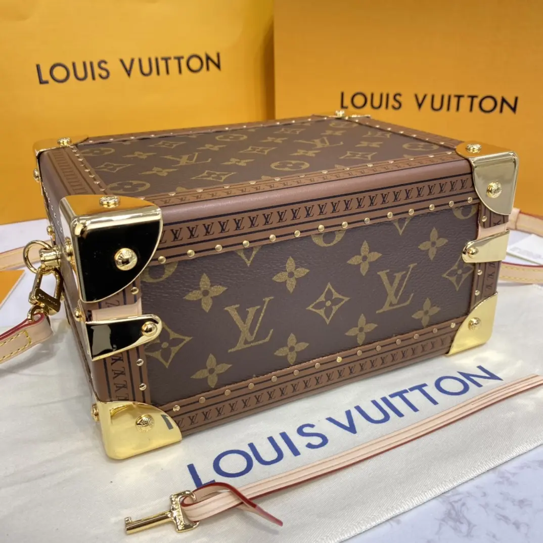 monogram coated coffret tresor 20 valisette tresor m45673 10 monogram coated coffret tresor 20 valisette tresor m45673 10