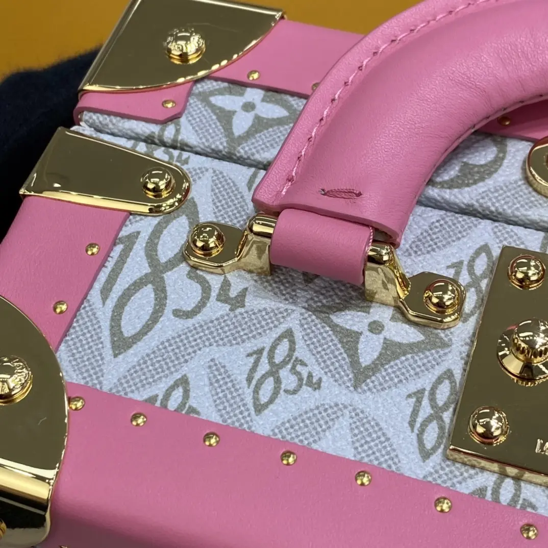 monogram coated coffret tresor 20 valisette tresor pink m45673 pink 2 monogram coated coffret tresor 20 valisette tresor pink m45673 pink 2