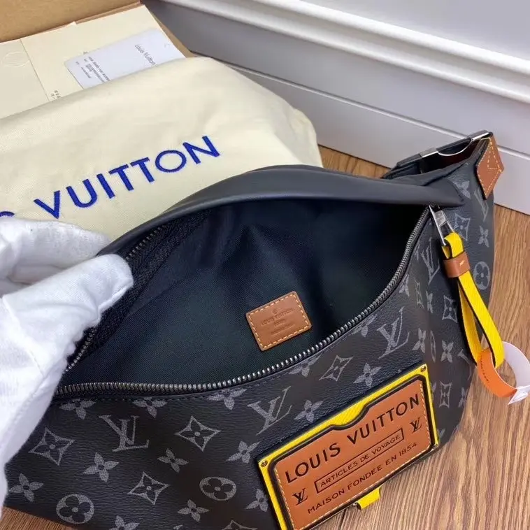 monogram eclipse discovery bumbag m45220 6