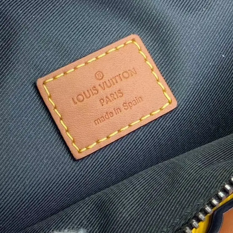 monogram eclipse discovery bumbag m45220 7