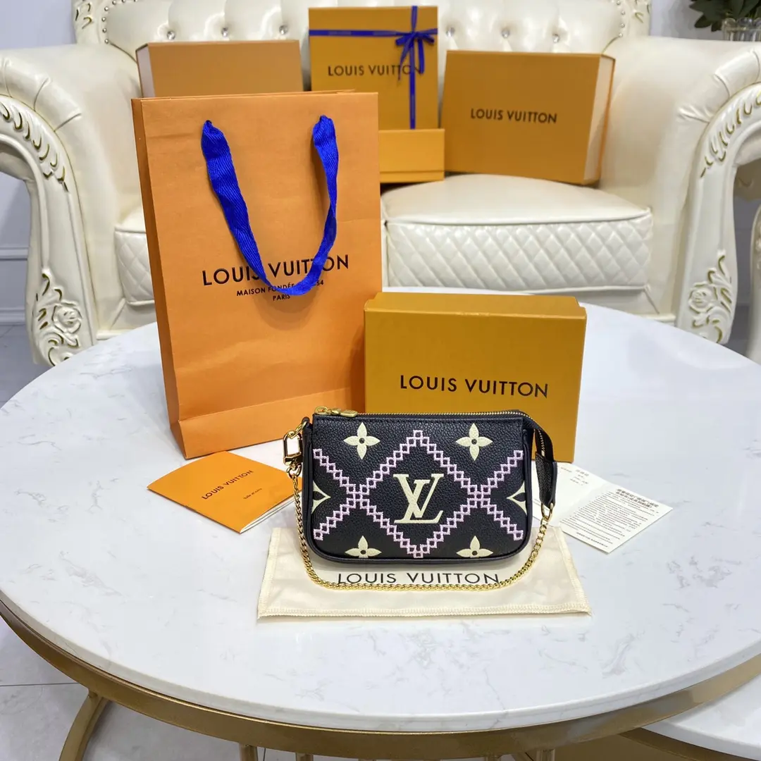 monogram empreinte broderies mini pochette accessoires black m81140 black 1 monogram empreinte broderies mini pochette accessoires black m81140 black 1