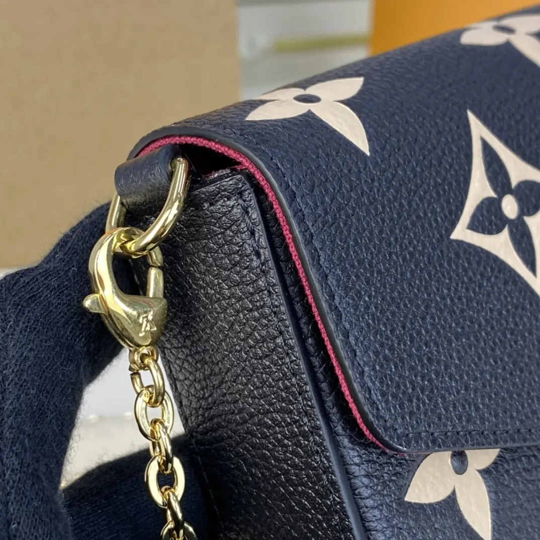 monogram empreinte felicie pochette m80482 9
