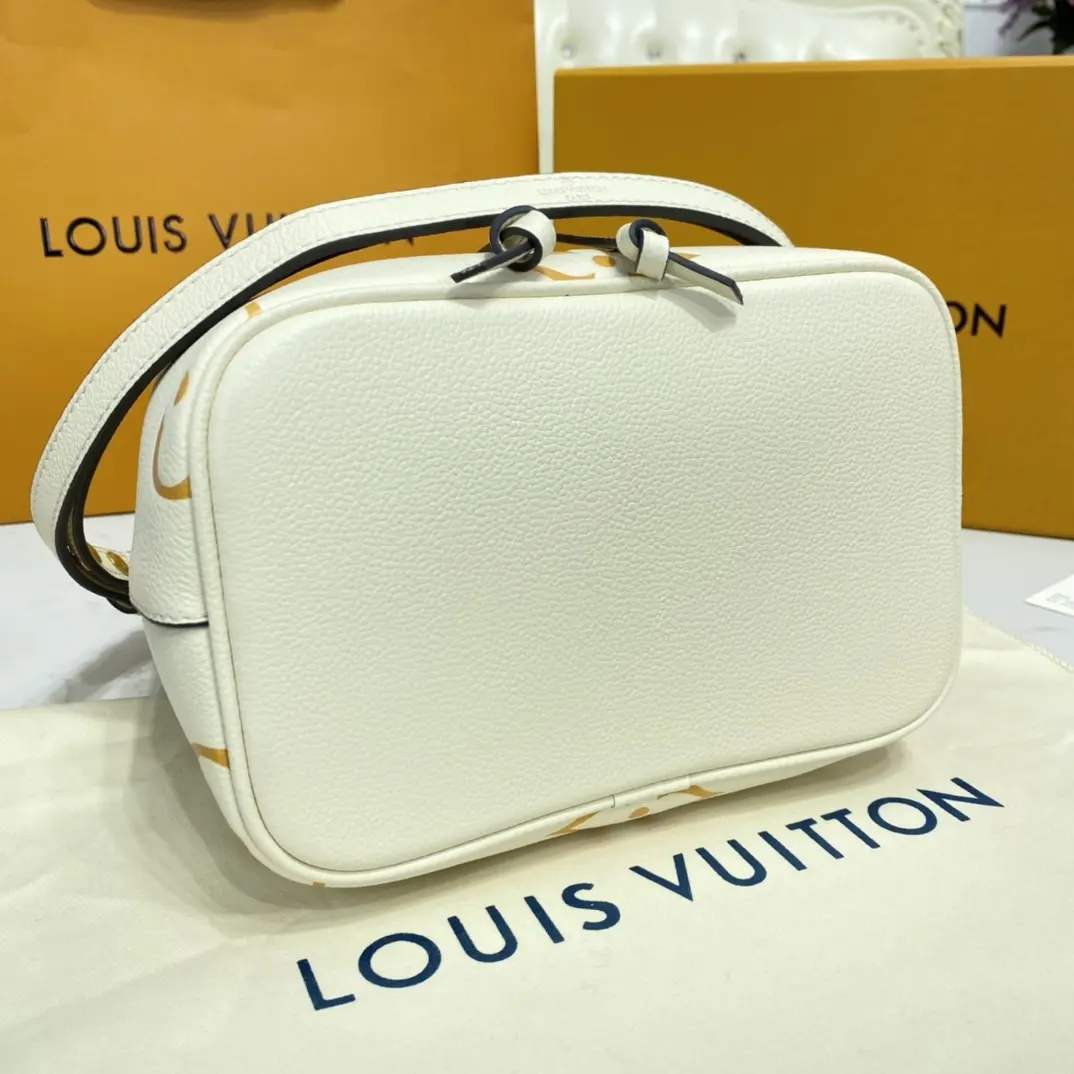 monogram empreinte neonoe bb bucket bag cream m45716 2