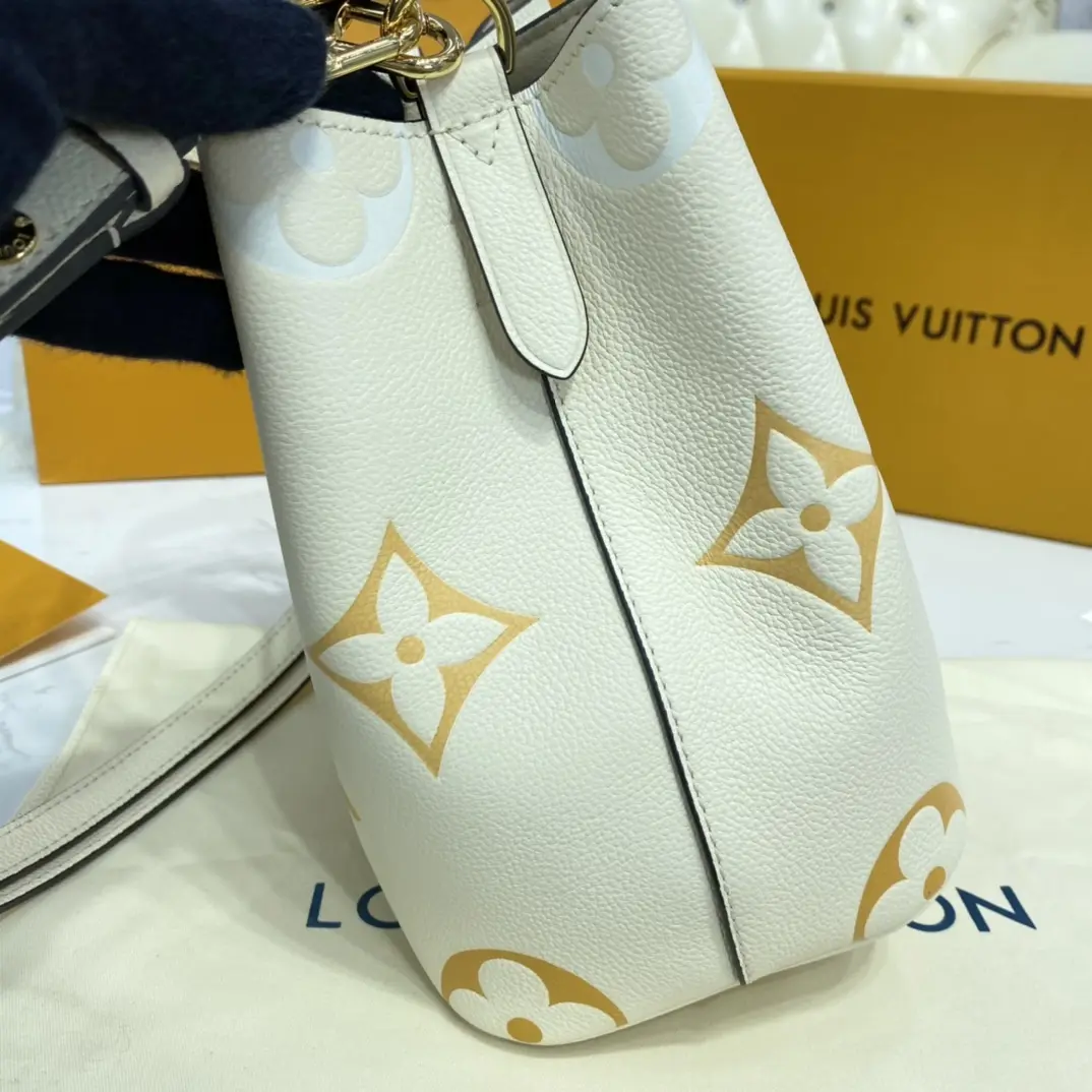 monogram empreinte neonoe bb bucket bag cream m45716 7