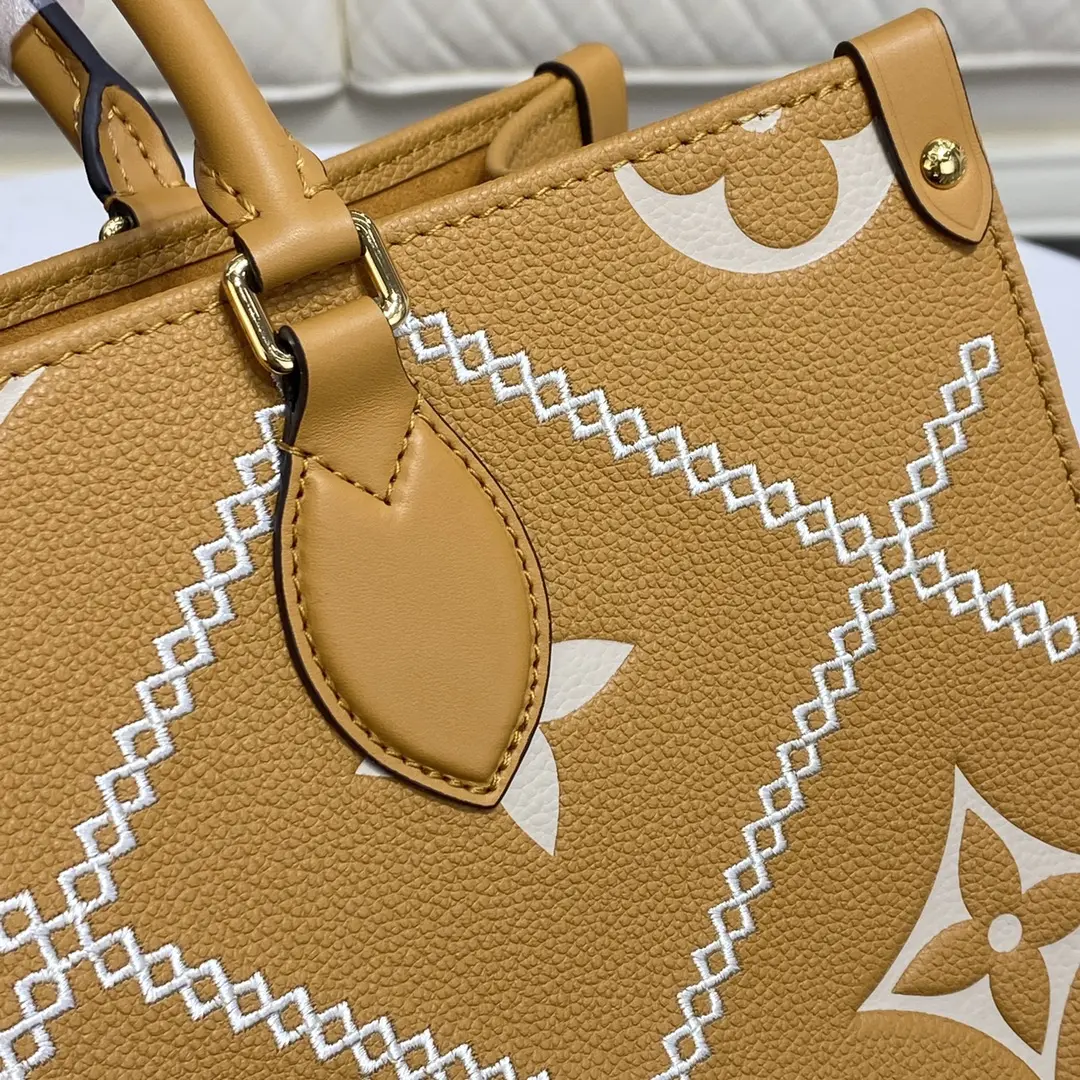monogram empreinte onthego mm tote m46015 7