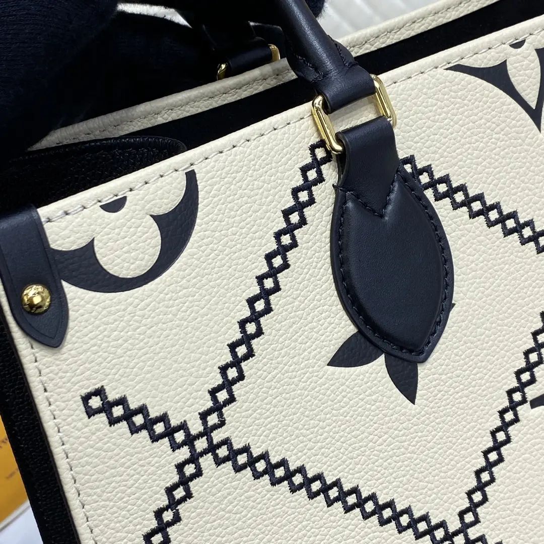monogram empreinte onthego mm tote m46016 4
