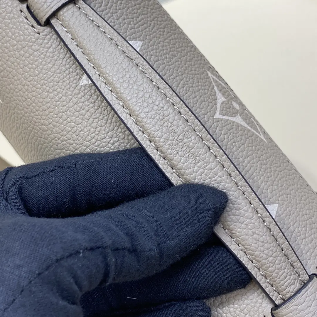 monogram empreinte pochette metis east west m23081 2 monogram empreinte pochette metis east west m23081 2