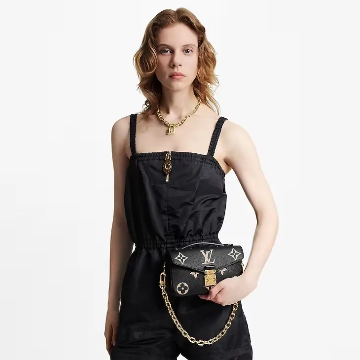 monogram empreinte pochette metis east west m46596 3