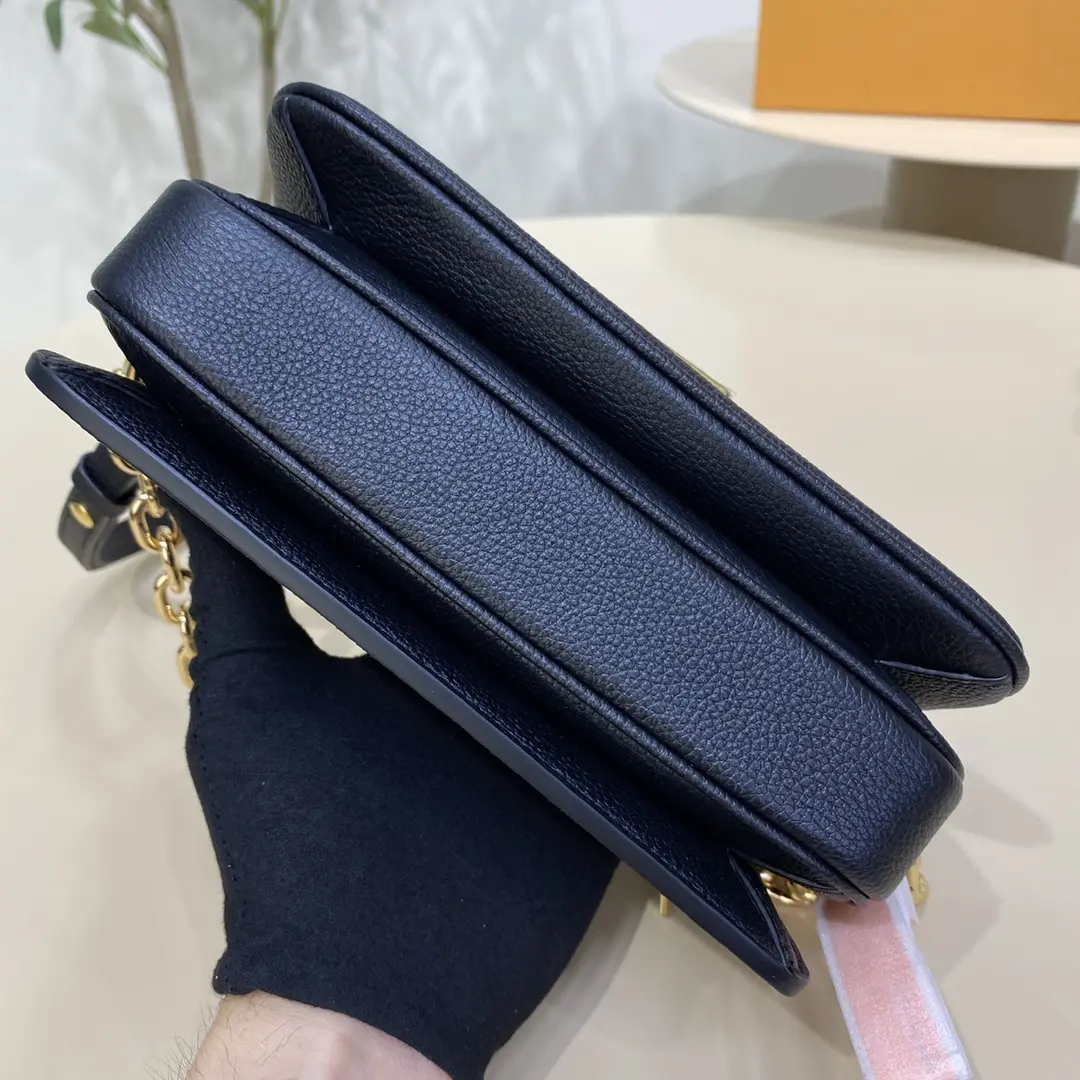 monogram empreinte pochette metis east west m46596 5