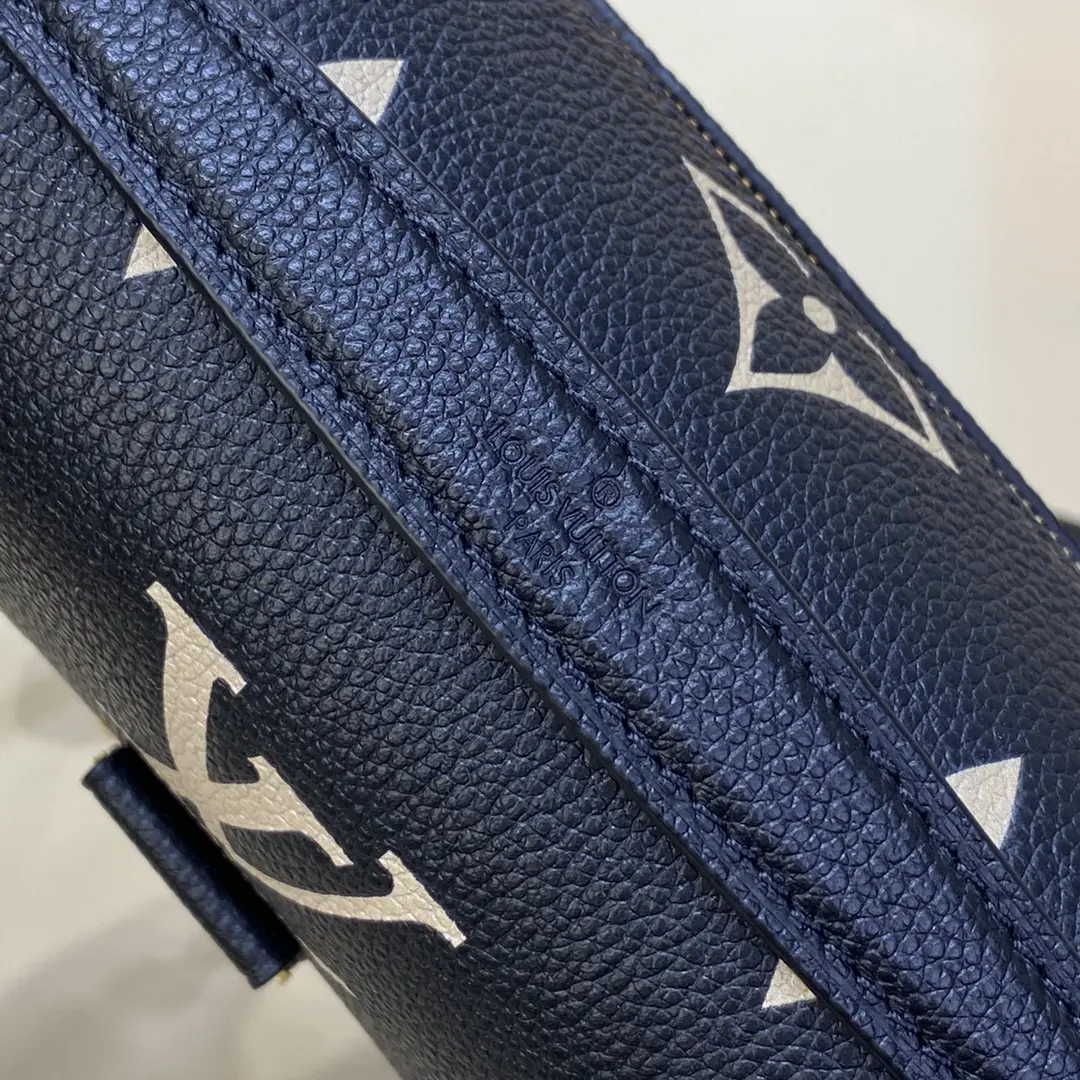 monogram empreinte pochette metis east west m46596 8