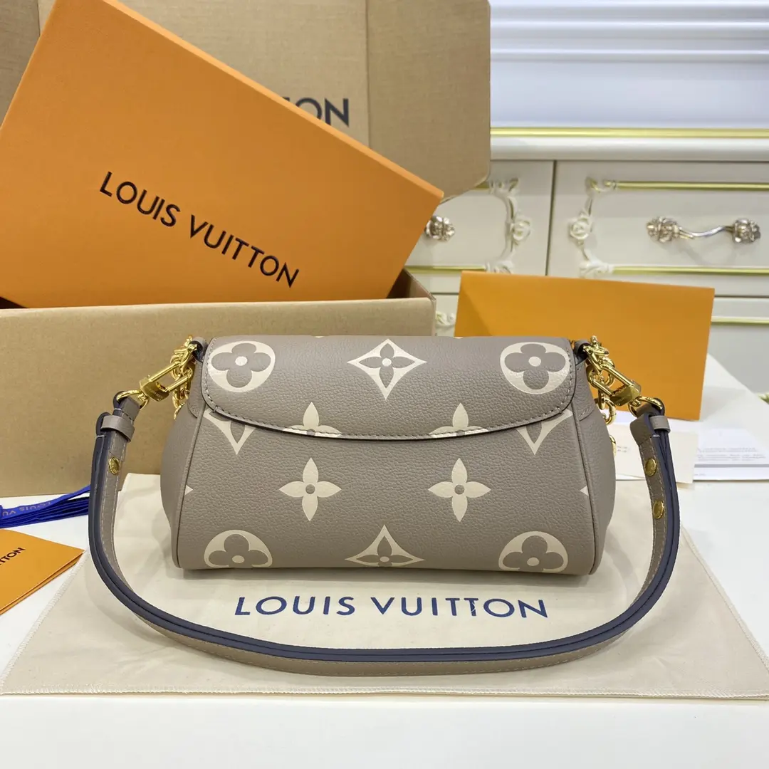 monogram favorite bag m45836 3