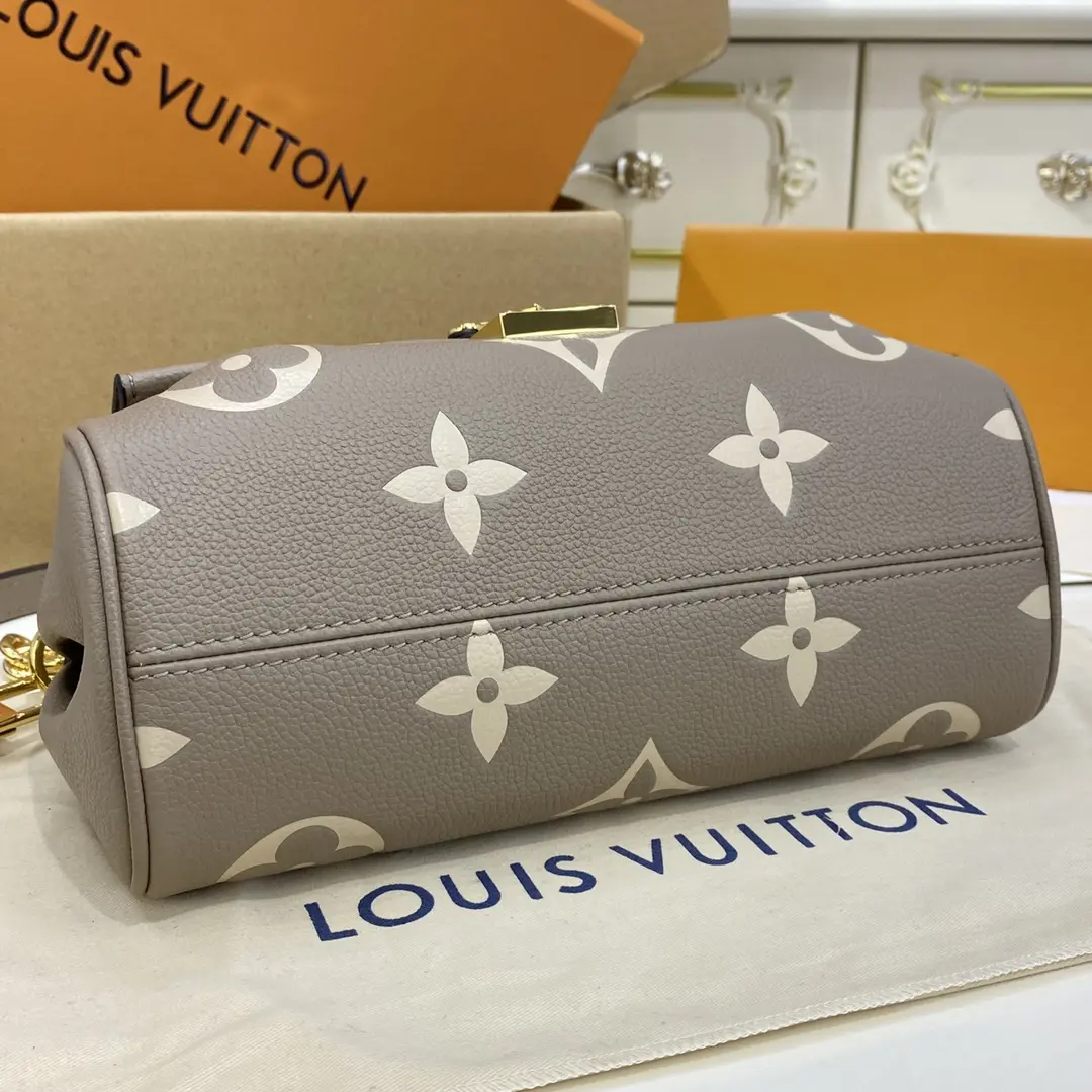 monogram favorite bag m45836 4