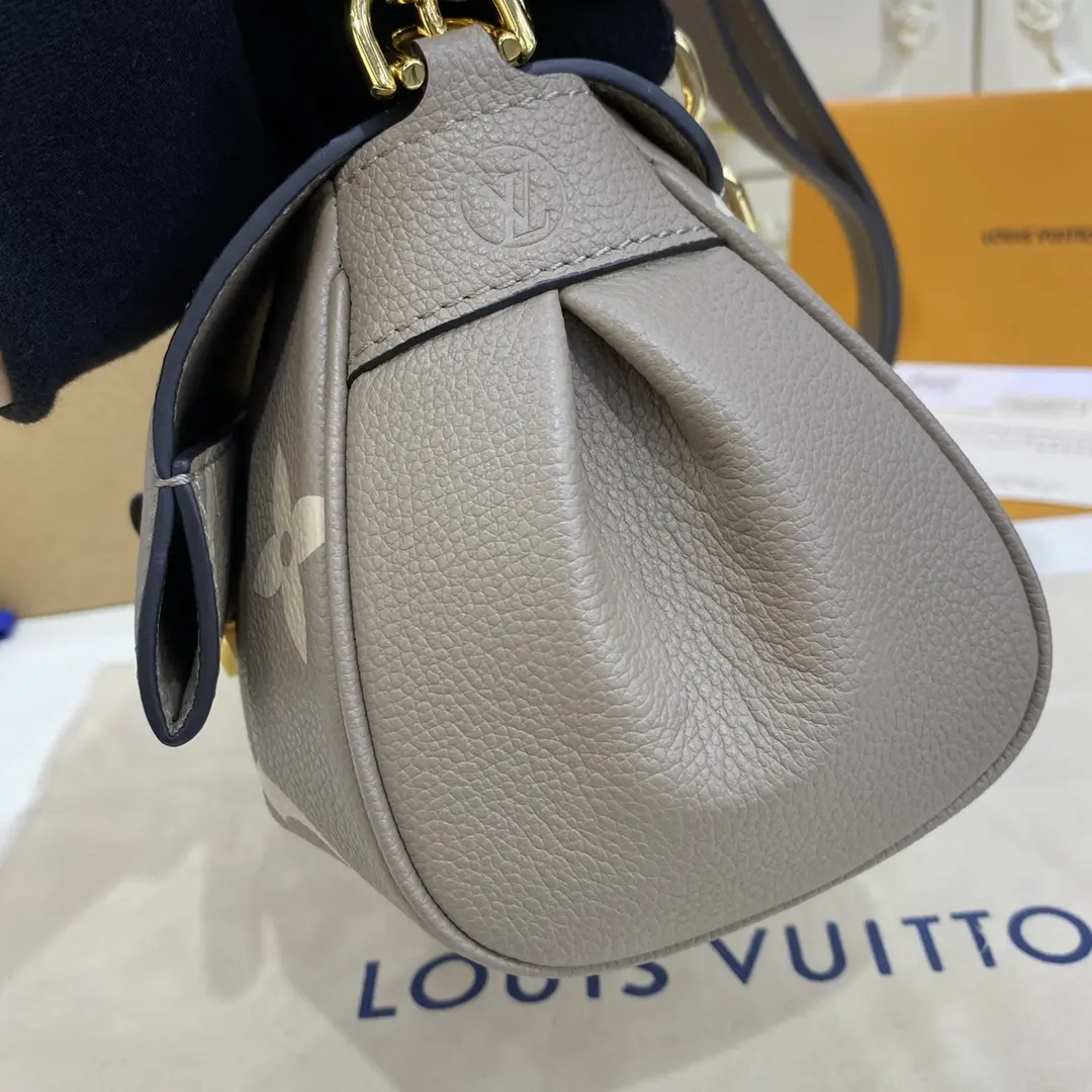 monogram favorite bag m45836 5