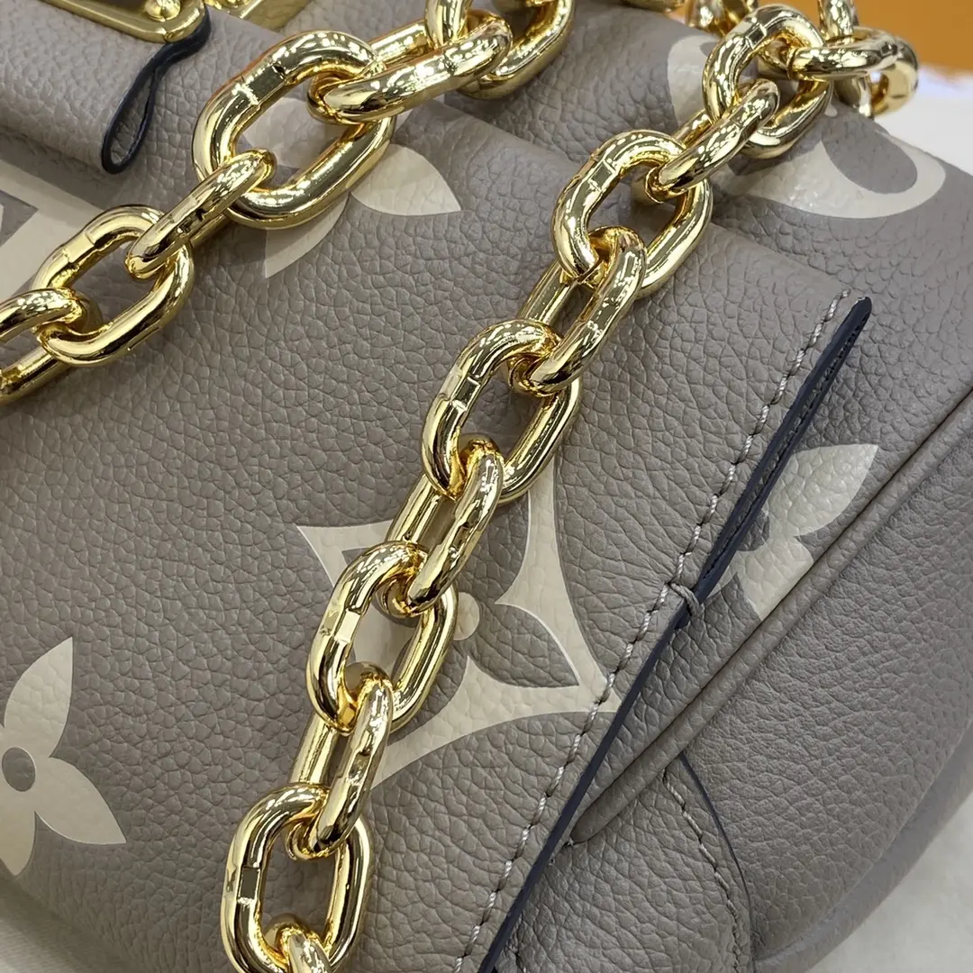 monogram favorite bag m45836 8
